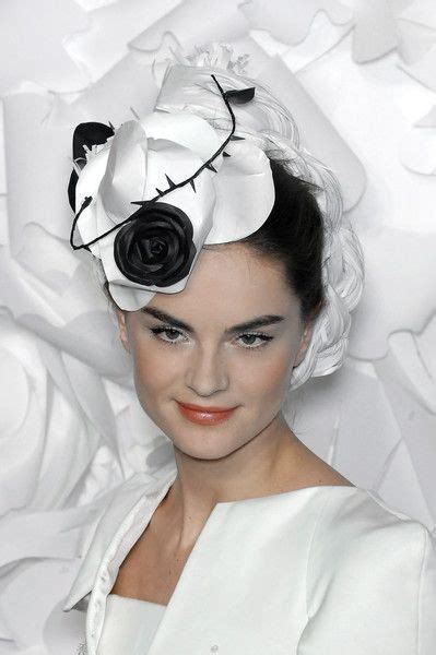 chanel spring 2009 makeup|chanel runway 2009.